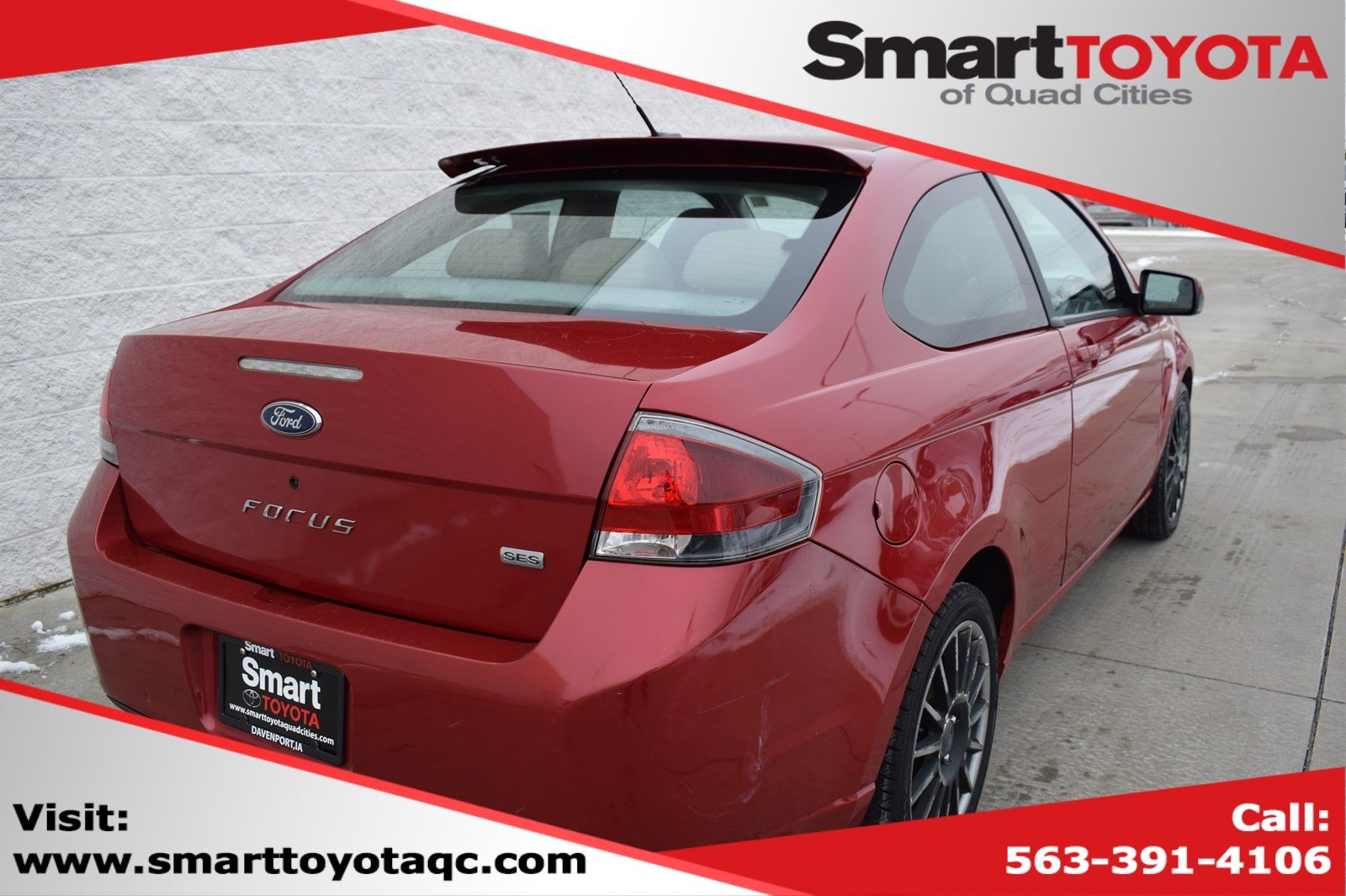 Pre Owned 2009 Ford Focus Fwd